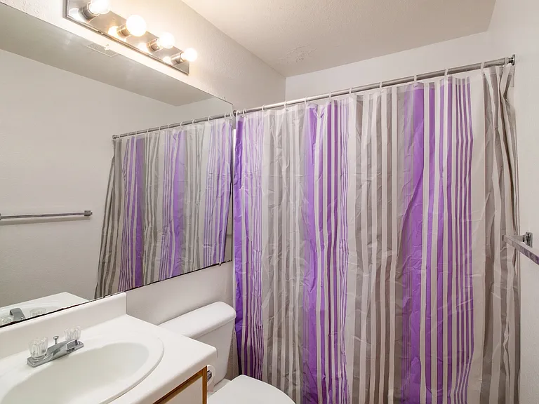 521 Southwest Pkwy #103 — Photo 10