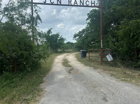 2517 State Highway 31, Hubbard, TX 76648