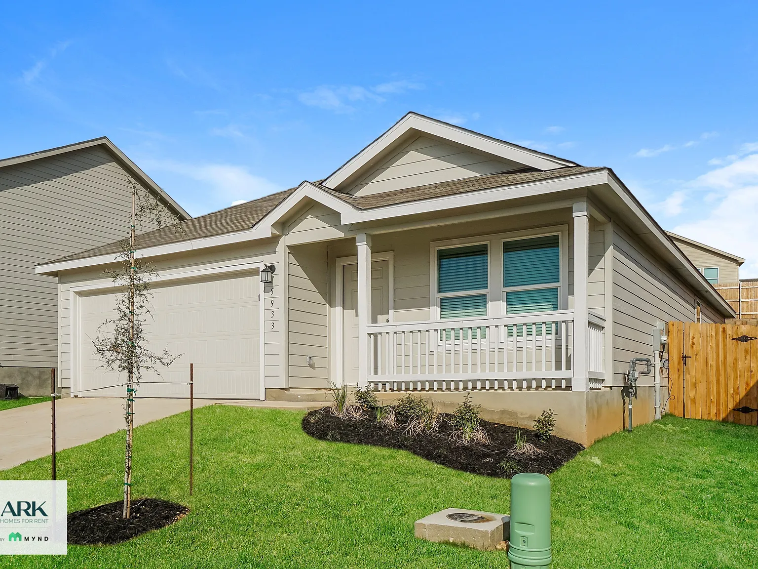 3 bed, 2.0 bath, 1474 sqft, $1,825 — Photo 2