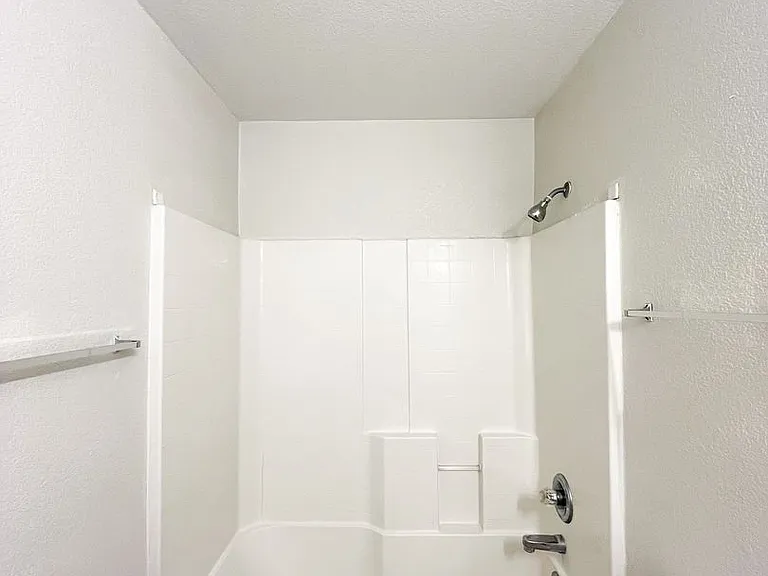 204 Dale Earnhardt Dr — Photo 20