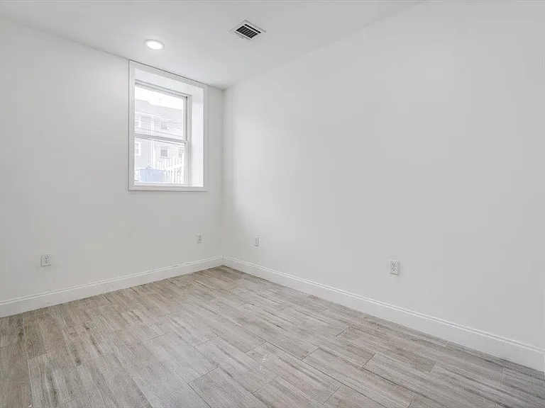 260 Palisade Ave #1 — Photo 3