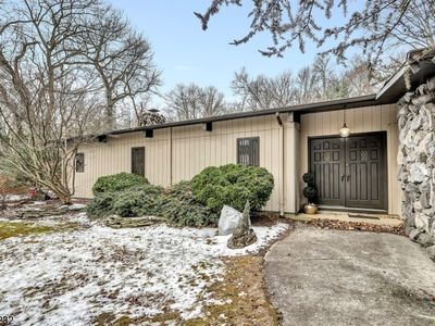 79 Fresh Ponds Rd, Monroe Township, NJ, 08831