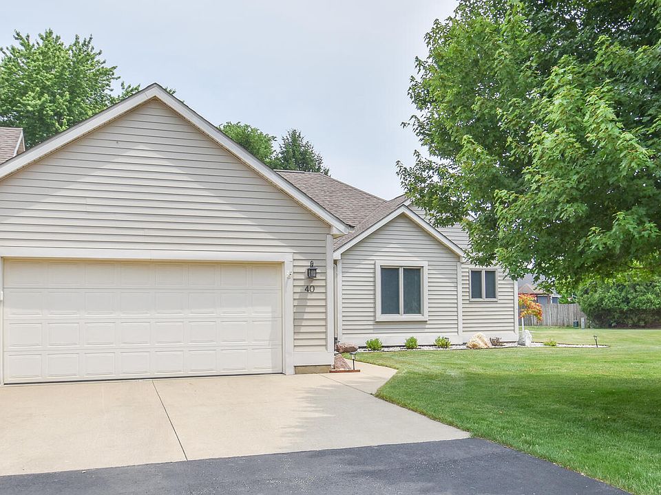 1st image of 40 Oakdale Ln