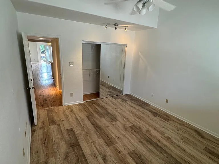 2425 Holly Hall St #116 — Photo 3