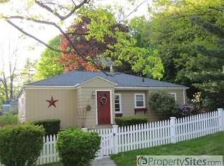 17 Moreland St, Worcester, MA 01609