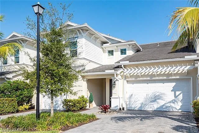 6960 Avalon Cir #807 — Photo 2