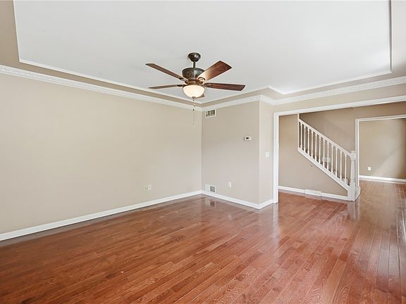 5th image of 1720 Susan Ct