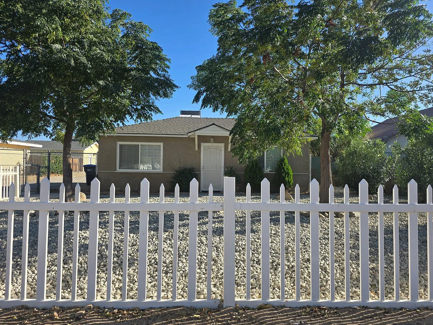 4124 W Avenue L6 Quartz Hill CA 93536 — Photo 2