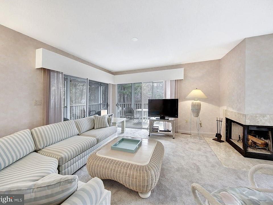 1st image of 39241 Evergreen Cir Unit 10004