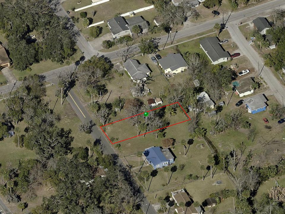 1st image of 0 Pine St