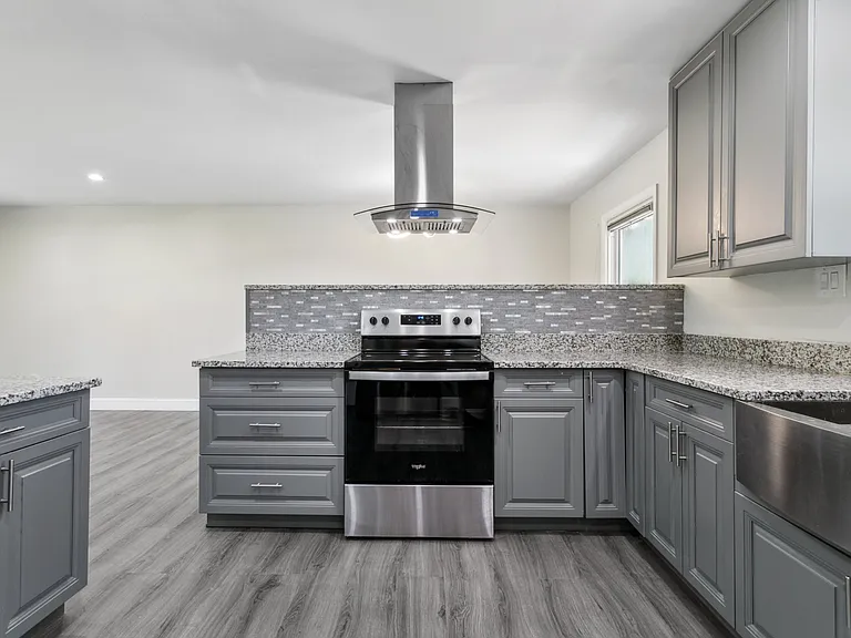 314 Martha Lee Dr — Photo 12