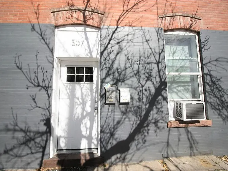 507 W 3rd Ave #201 — Photo 1