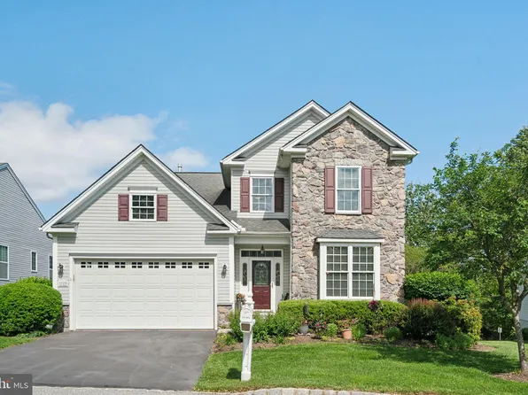 1723 Magnolia Ct, Garnet Valley, PA 19060