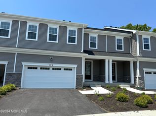 153 Woolley Ct, Oakhurst, NJ 07755