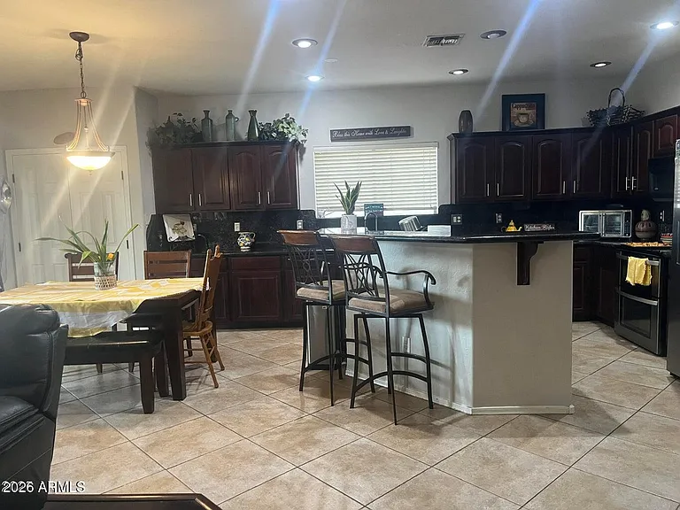 1310 E Milada Dr — Photo 3