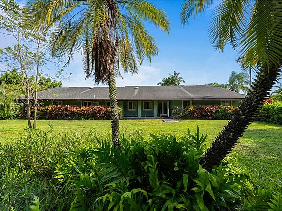 2nd image of 15720 SW 258th St