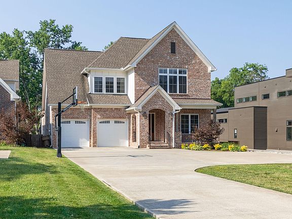 2nd image of 1009 Battery Ln