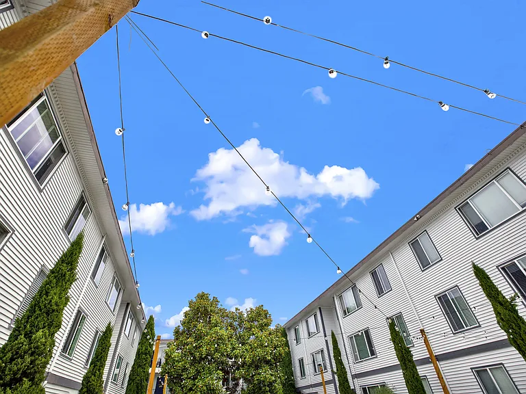 The Ridge at Bellevue — Photo 2