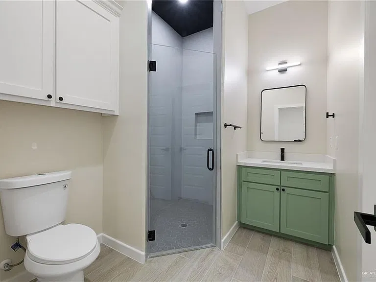 5705 Notre Dame Ave #3 — Photo 15