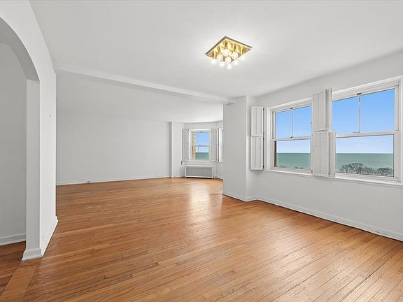 5th image of 5555 N Sheridan Rd APT 1017