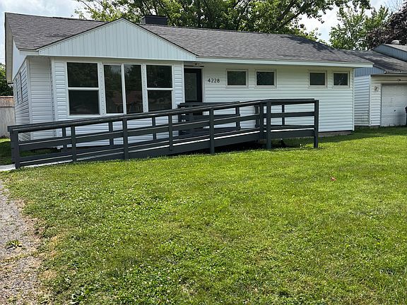 2nd image of 4228 Thompson Dr