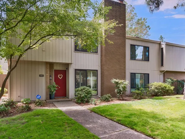802 Dunbarton Cir, Sacramento, CA 95825