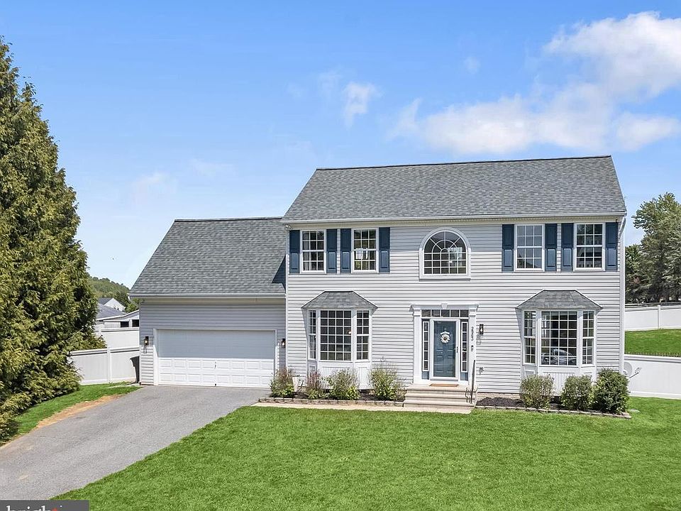 1st image of 2963 Bali Dr