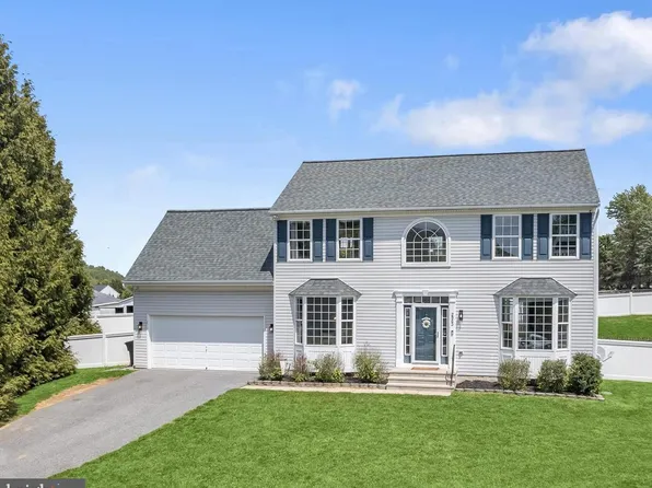 2963 Bali Dr, Manchester, MD 21102