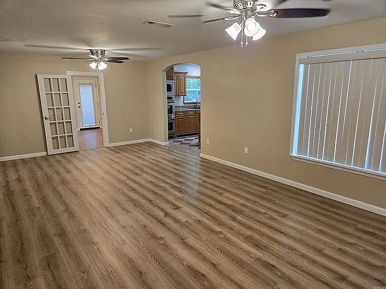 1012 Blaylock St — Photo 5