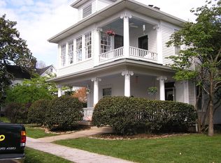 305 E 3rd Ave, Lenoir City, TN 37771