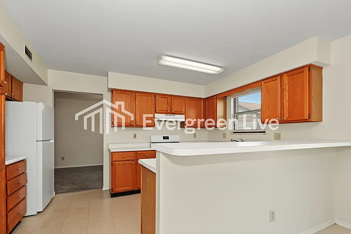 7145 Shull Rd — Photo 5