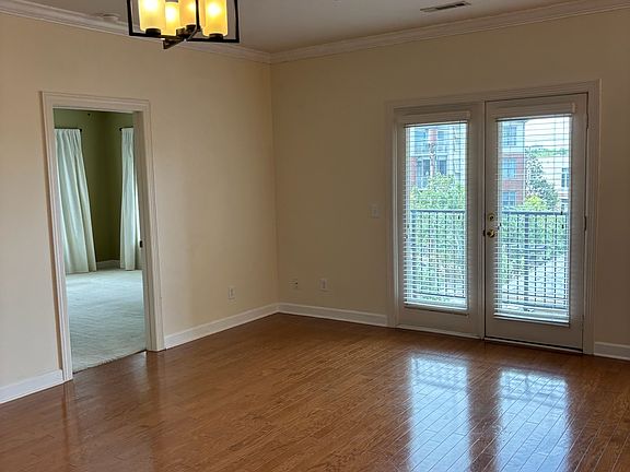2nd image of 116 31st Ave N APT 301