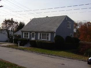 17 Durante Ave, Johnston, RI 02919