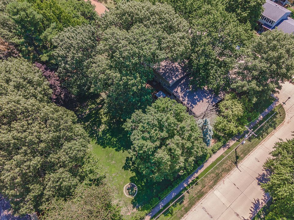 908 Crestline Dr, Normal, IL 61761 Zillow