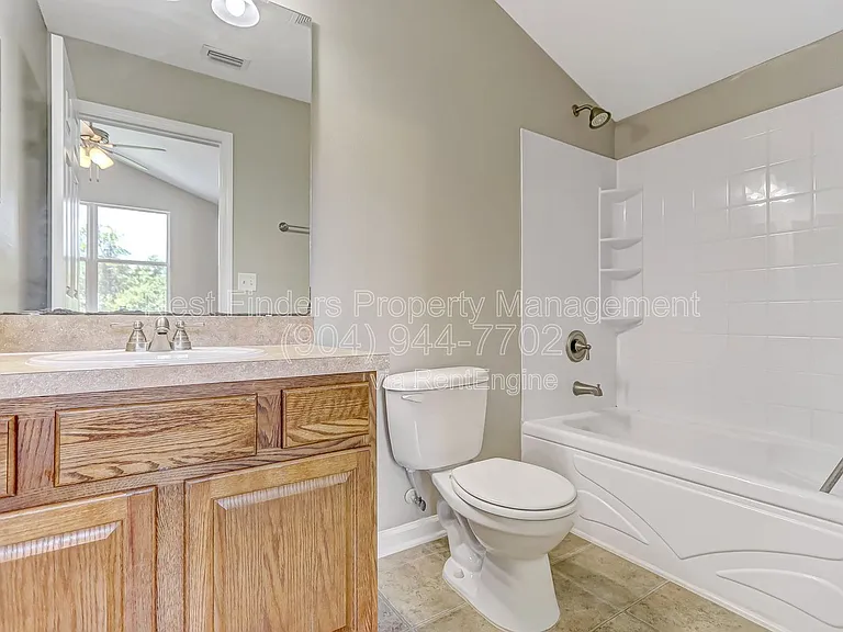 2436 Bonnie Lakes Dr — Photo 47