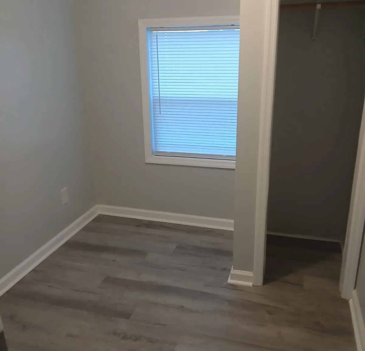 2BR Homes in Hickory — Photo 3