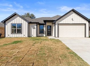 2812 Ridge Rd N, Fort Worth, TX 76133