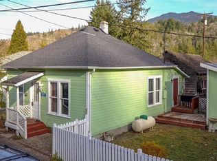 7475 Mill Ave, Concrete, WA 98237