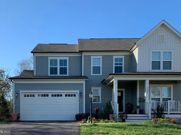 9462 Brightstar Dr, Manassas, VA 20111