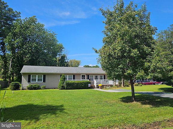 2nd image of 220 Pennick Dr