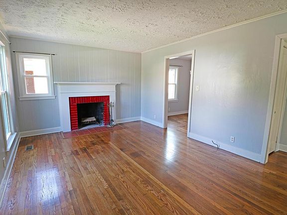2nd image of 3312 Clearview St