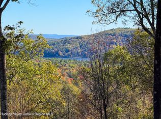 132 Valley View Way, Lake Hill, NY 12448