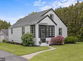 552 Mohns Hill Rd, Reading, PA 19608