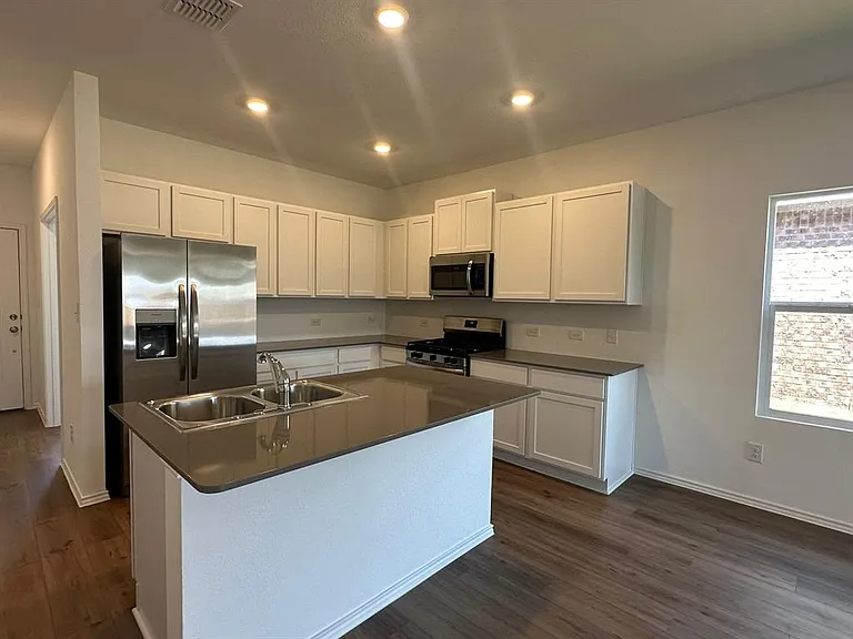 435 Alamito Ave — Photo 9