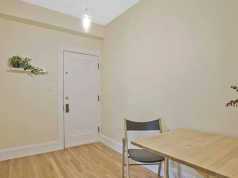 1954 Columbia Rd NW #101 — Photo 4