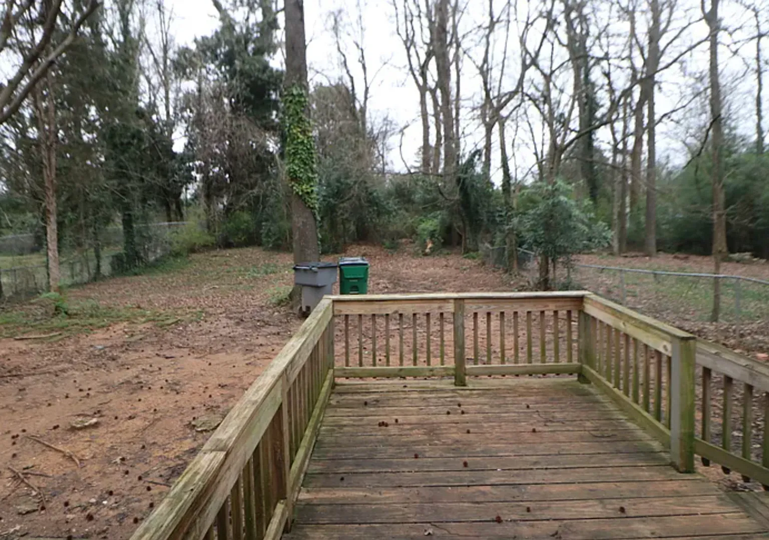 Spacious 3 Bedroom Home! New and renovated — Photo 2