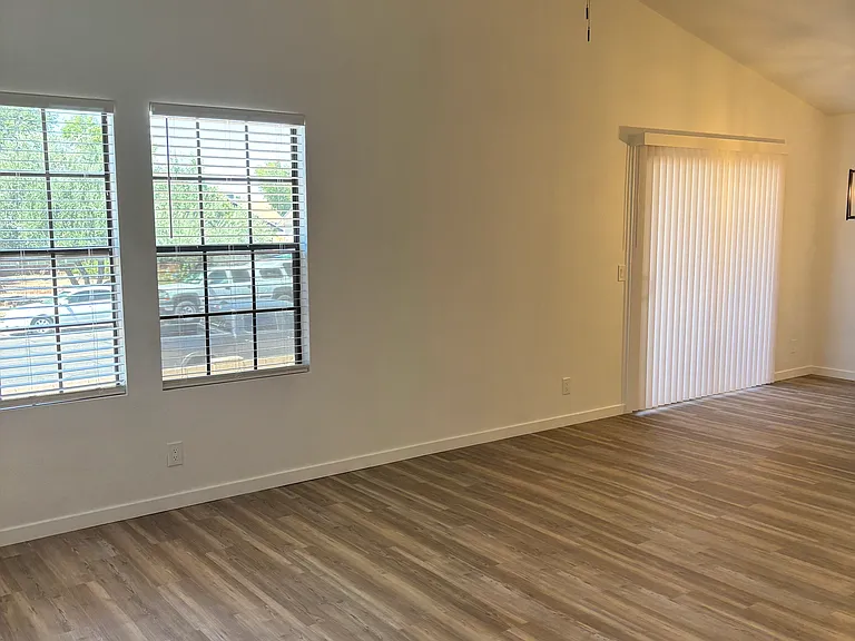921 S Val Vista Dr #57 — Photo 3