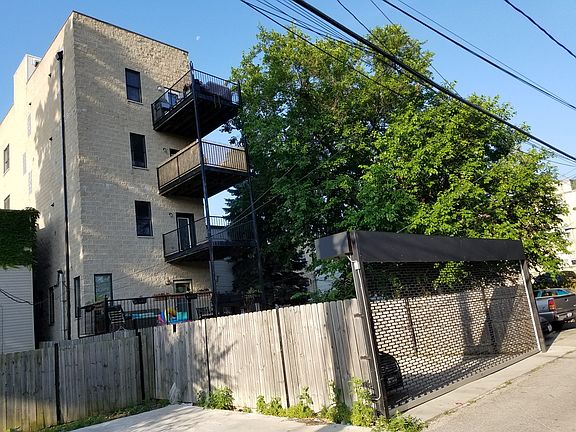 3rd image of 3416 W Franklin Blvd Unit 1