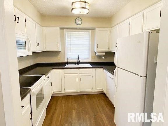 4th image of 2422 E 51st St APT B