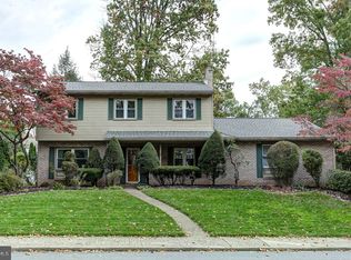 412 Orrs Bridge Rd, Camp Hill, PA 17011